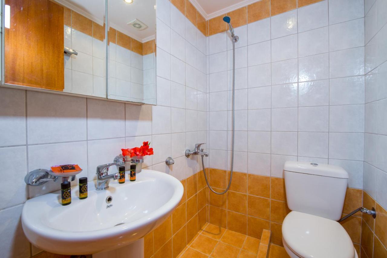 Villa Kourouni Σταλός Εξωτερικό φωτογραφία